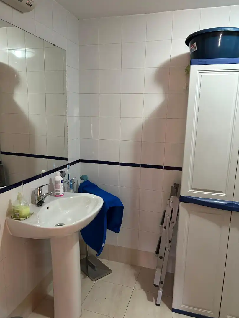Bany de Pis en venda en Jaén amb Aire condicionat i Moblat