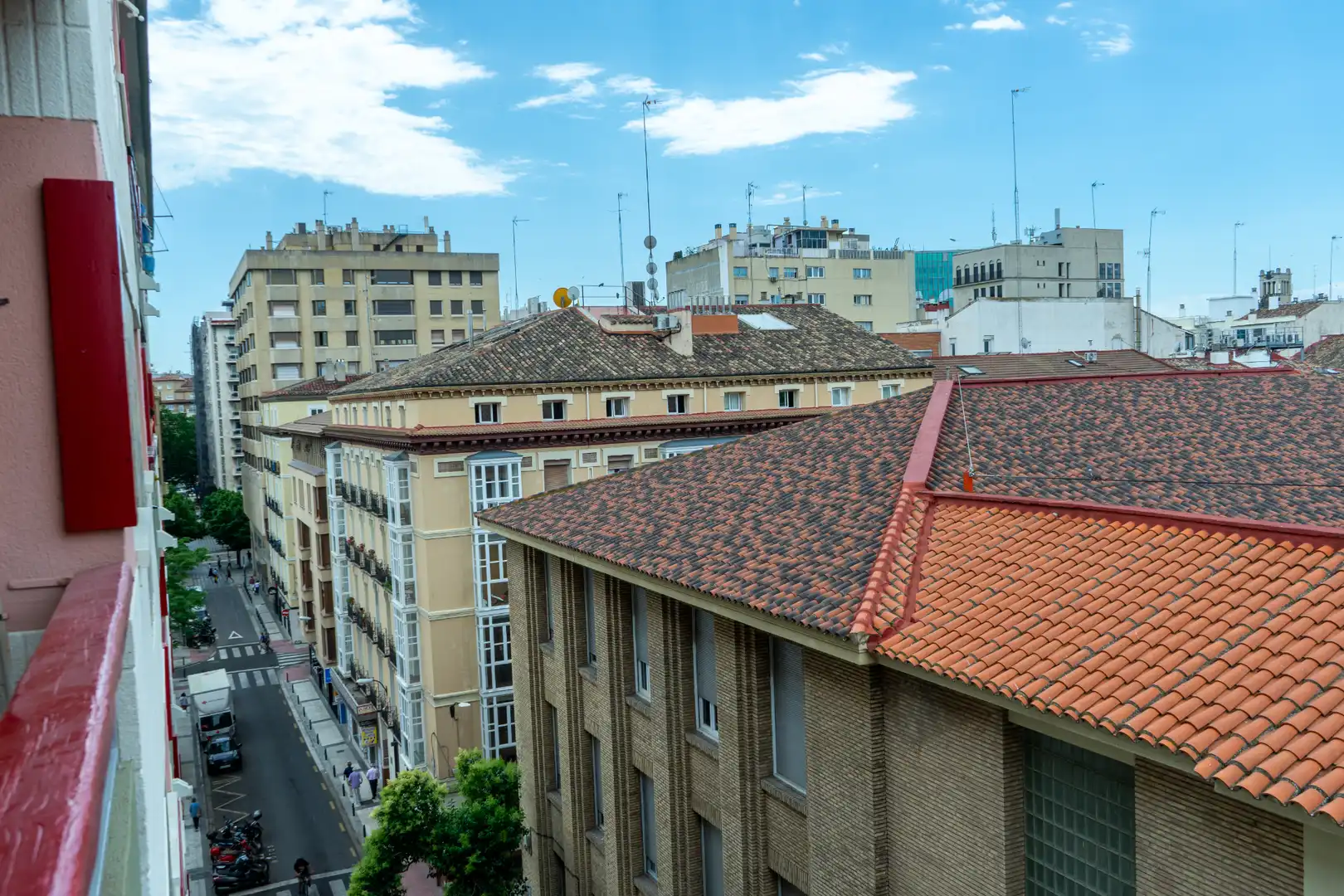 Vista exterior de Piso en venta en Zaragoza con Aire acondicionado, Calefacción y Terraza
