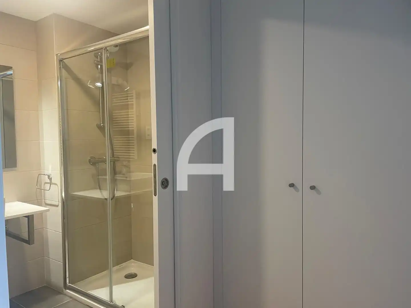 Baño de Piso en venta en Terrassa con Aire acondicionado, Calefacción y Terraza