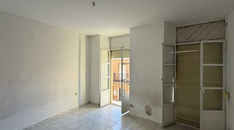 SE VENDE EDIFICIO COMPLETO CON 4 AMPLIAS VIVIENDAS JUNTO A PUERTA PALMAS