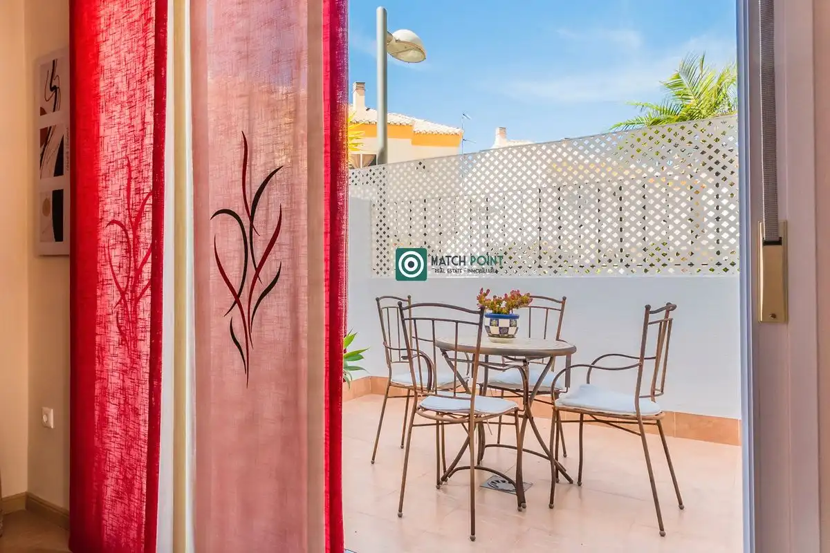 Detached homes for rent in Calle Rambla del Espinar, La Herradura centro