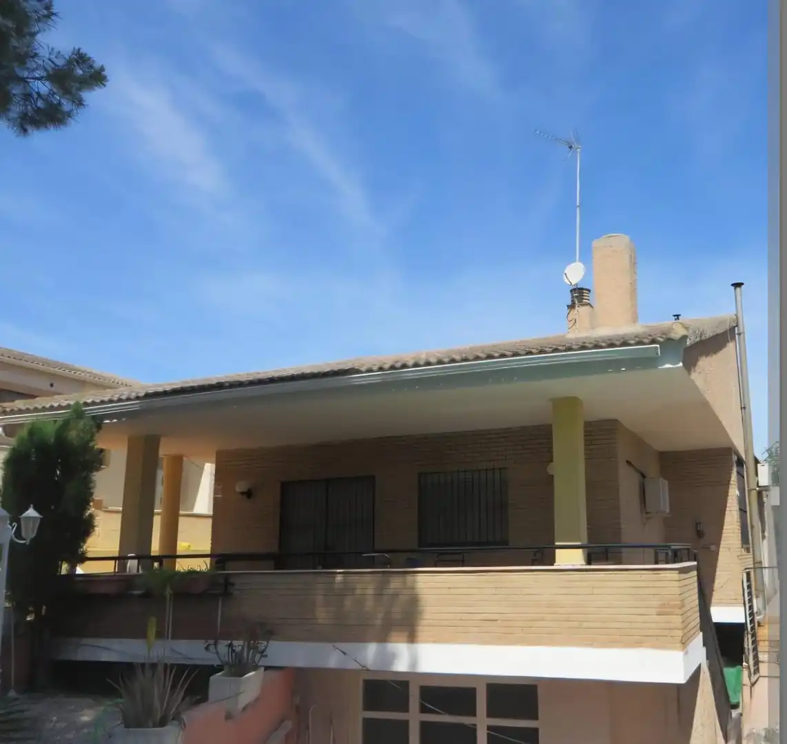 Vista exterior de Casa o xalet en venda en Las Torres de Cotillas amb Aire condicionat, Calefacció i Jardí privat