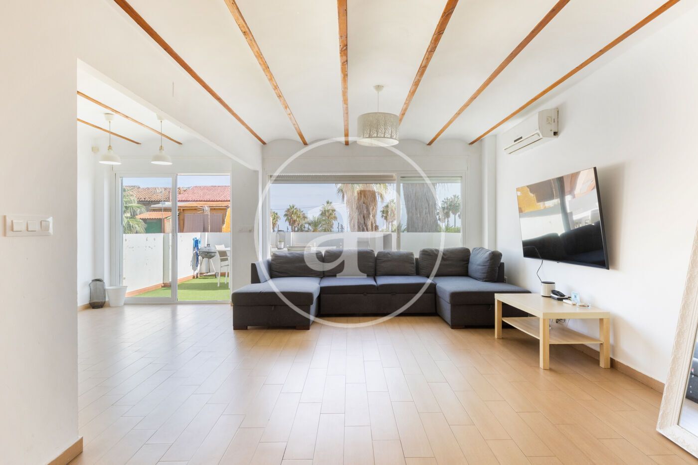 Sala d'estar de Àtic de lloguer en  Valencia Capital amb Aire condicionat, Calefacció i Terrassa