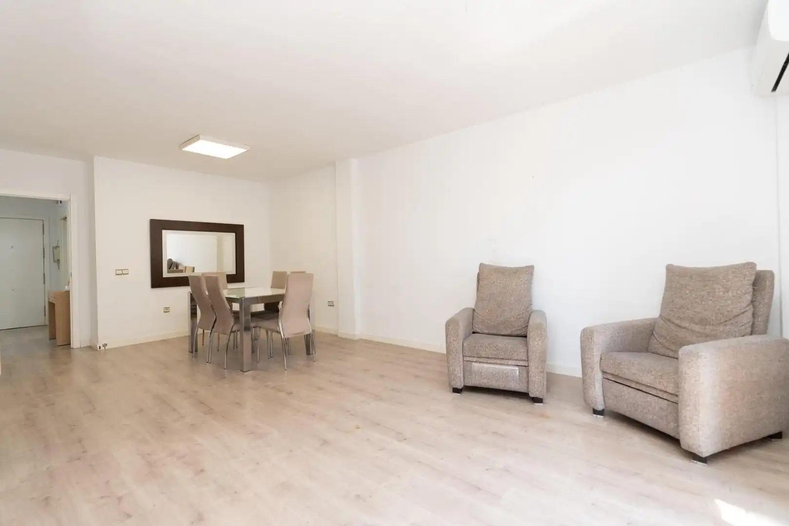 Flat for sale in Calle Calle Islas Hawai, Motril ciudad