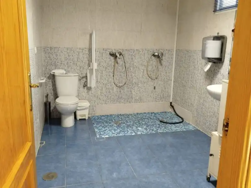 Baño de Local en venta en Málaga con Aire acondicionado, Calefacción y Parquet