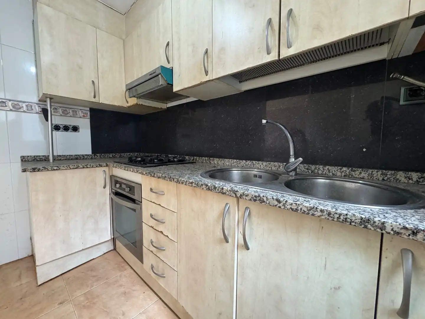 Kitchen of Flat for sale in Salt
