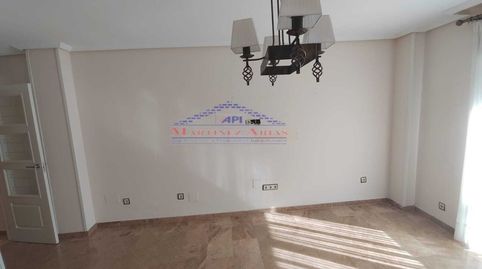 Foto 2 de Piso en venta en San Bartolomé - Millán de Priego, Jaén Capital