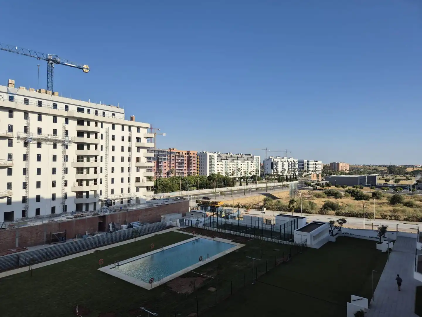 Piscina de Pis de lloguer en Dos Hermanas amb Aire condicionat, Calefacció i Terrassa