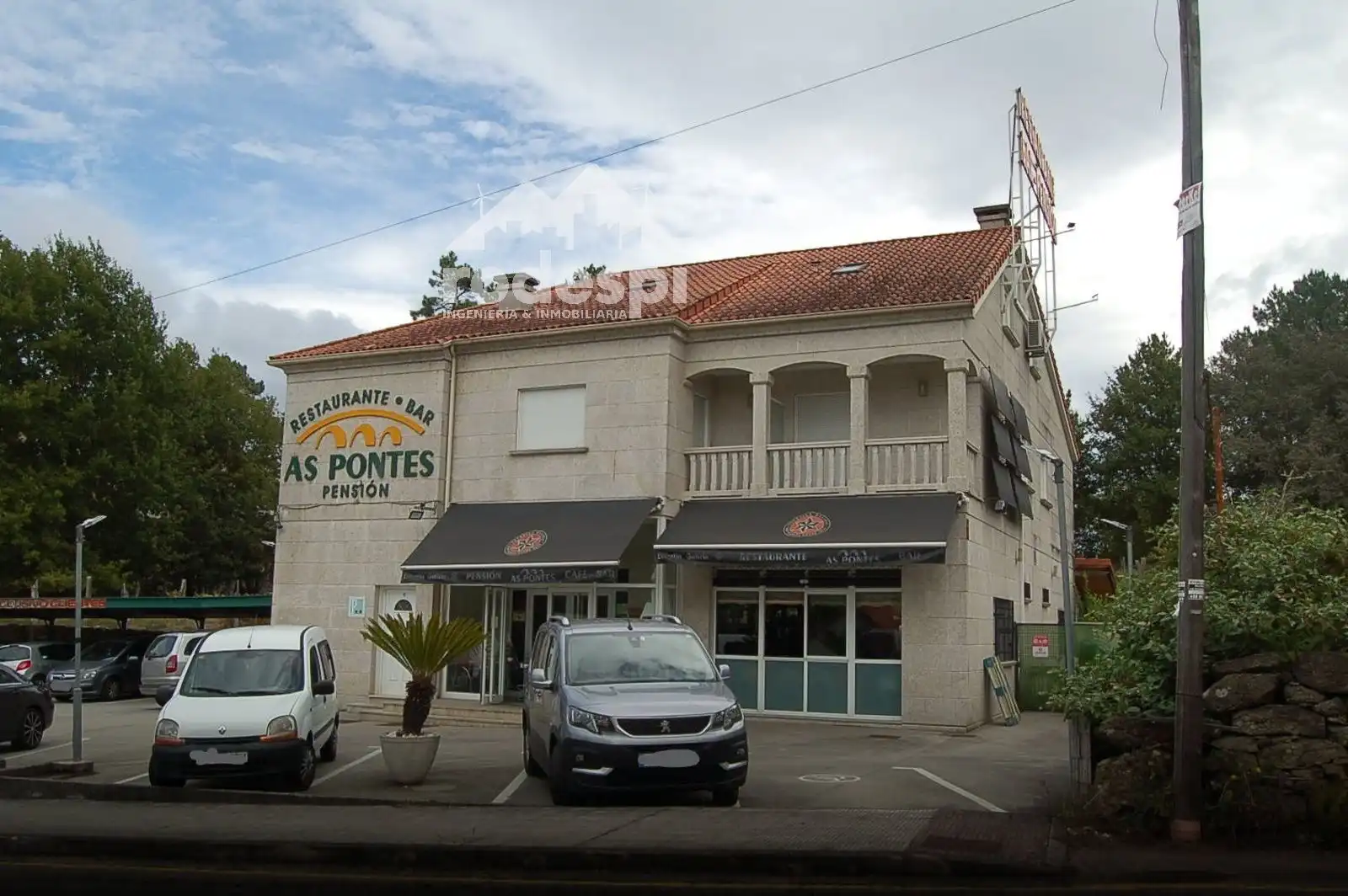 Local comercial en venda a Ponteareas