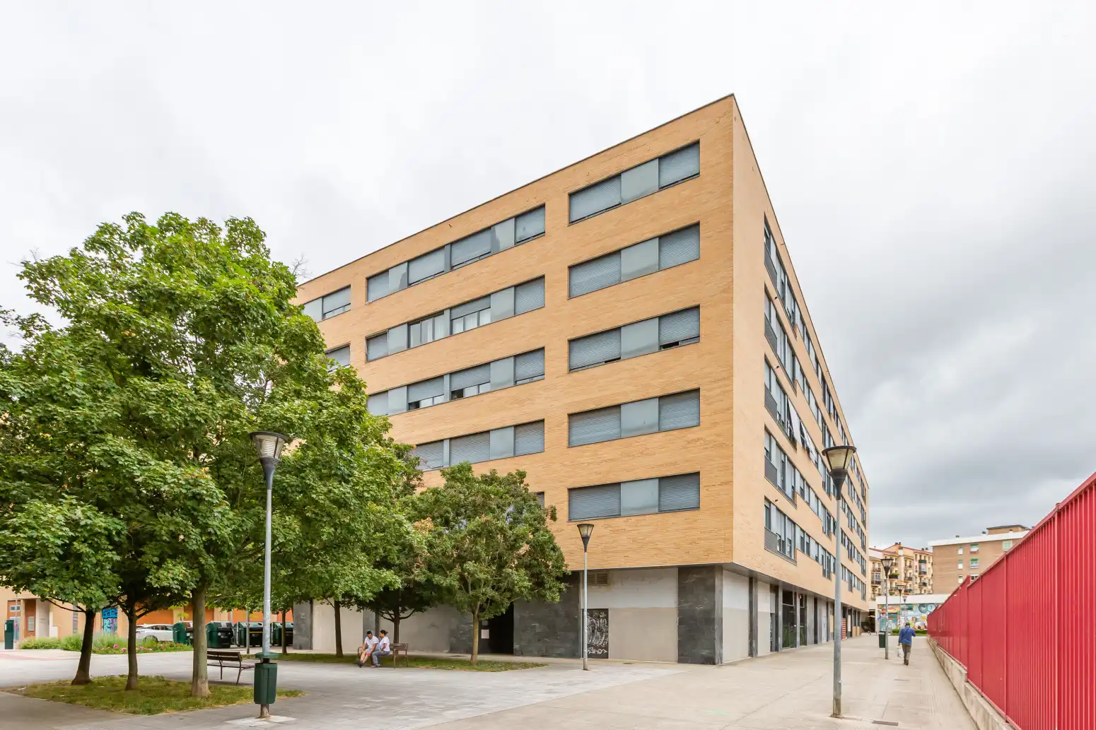 Außenansicht von Wohnung zur Miete in  Pamplona / Iruña mit Heizung und Abstellraum