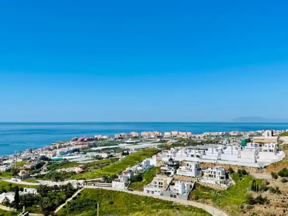 Terreno residencial en venta en Calle Molino del Agua 11, imagen 2