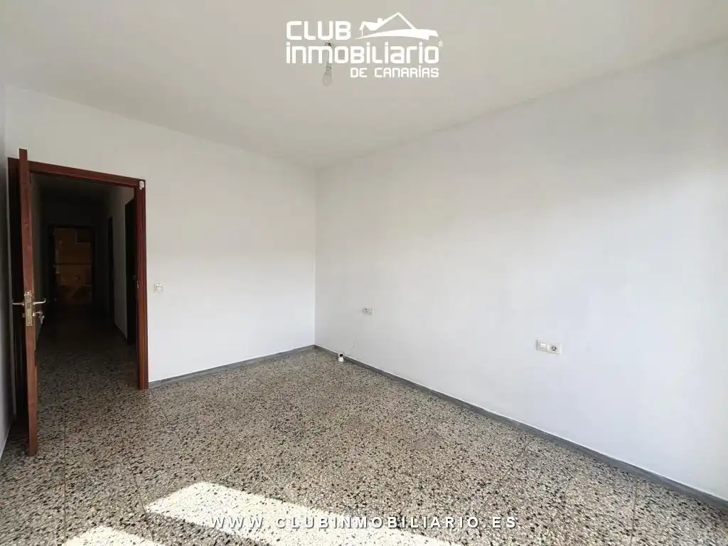 Flat for rent in Carretera General del sur, Tincer