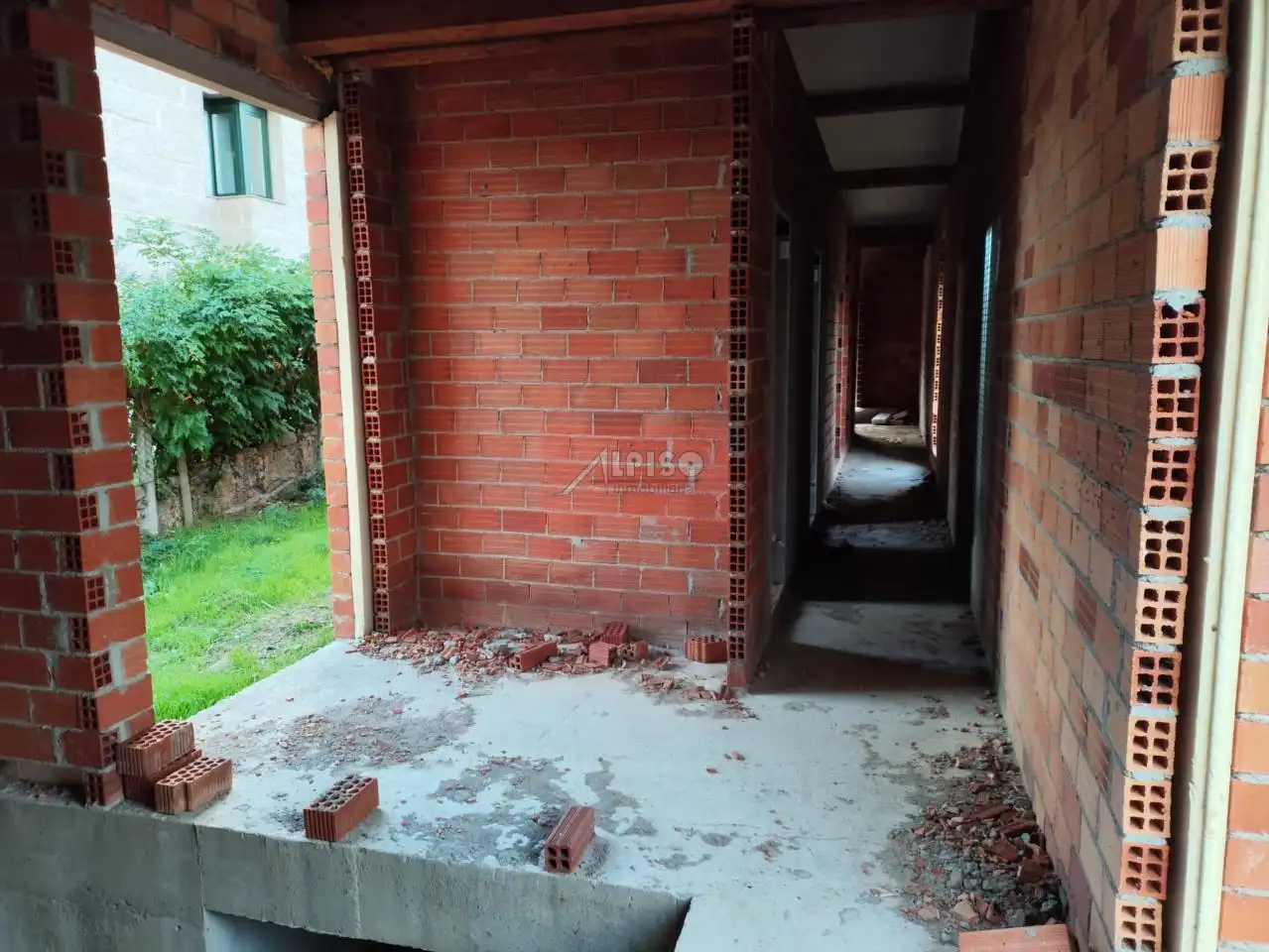 Casa o xalet en venda en San Cibrao das Viñas amb Calefacció, Jardí privat i Balcó