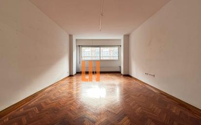 Living room of Flat for sale in A Coruña Capital   with Heating, Parquet flooring and Storage room