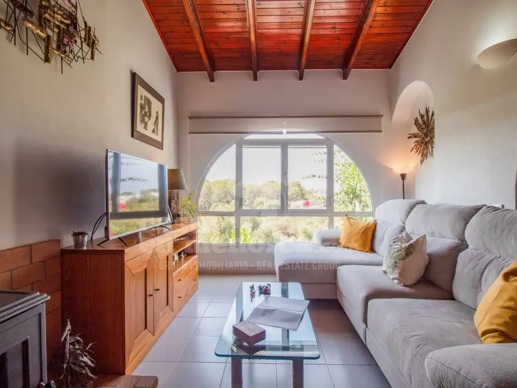 Country homes for sale in Cala Blanca