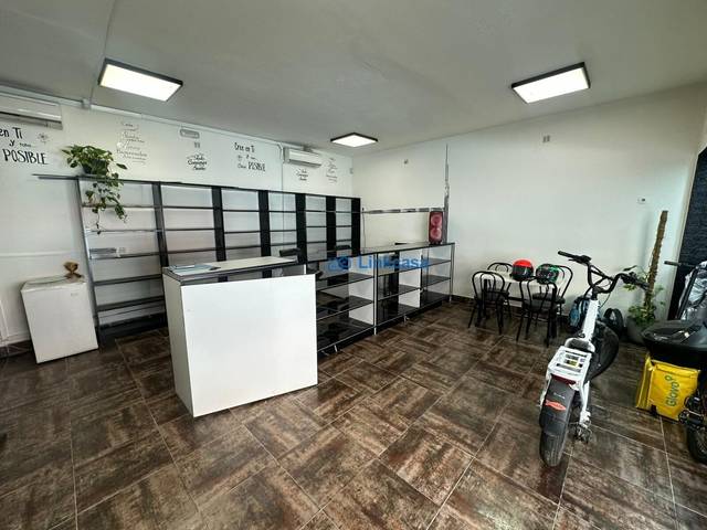 Local comercial en Venta en Calle Calle Martínez de la Riva en San Diego