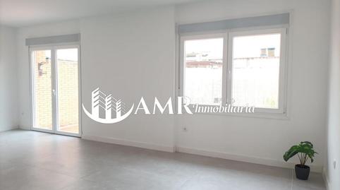 Foto 3 de Casa adosada en venda a Yuncos, Toledo