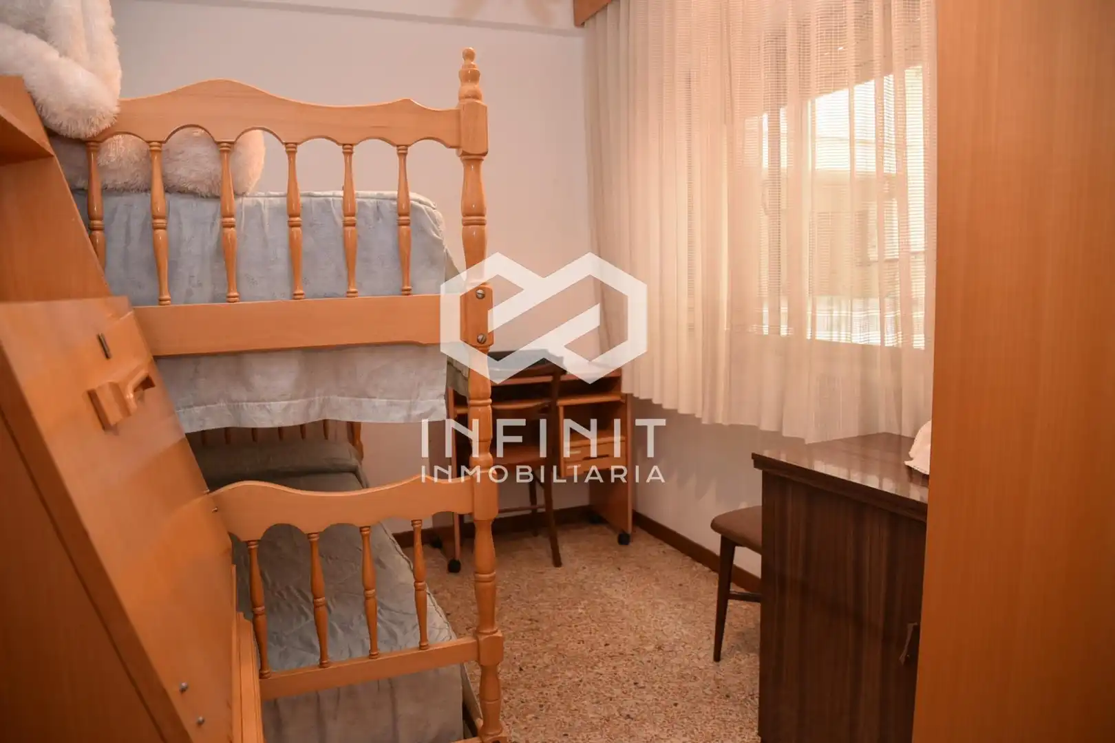 Flat with lift for sale in Reyes Católicos, imagen 47
