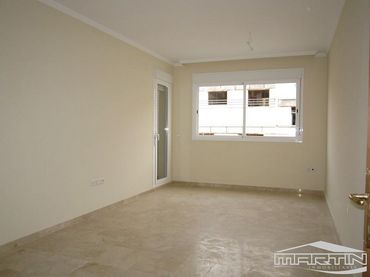 Appartamento con piscina in vendita a Avenida de Luis Alberto de Cuenca 70