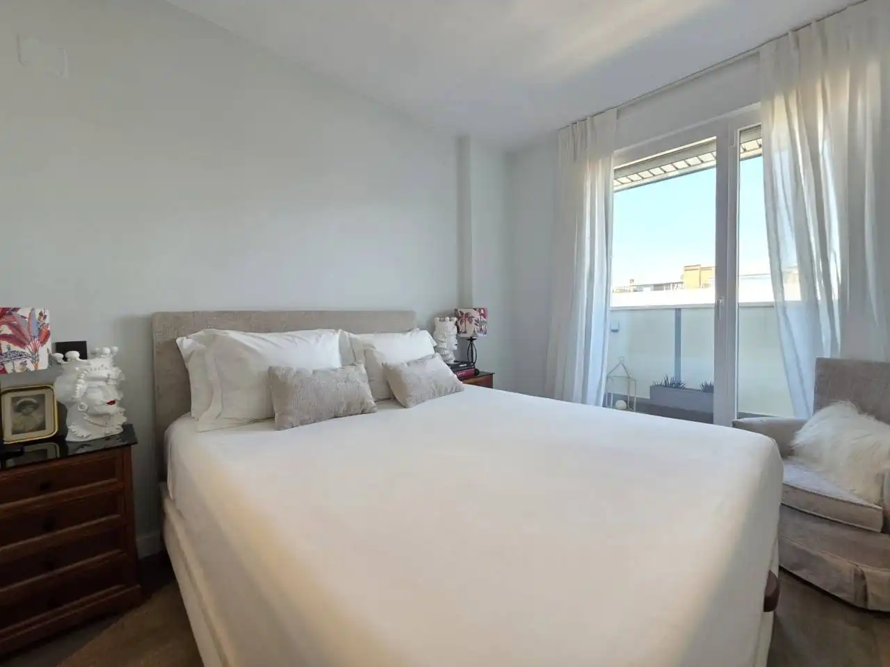 Bedroom of Attic for sale in Zaragoza  with Air Conditioner, Heating and Parquet flooring
