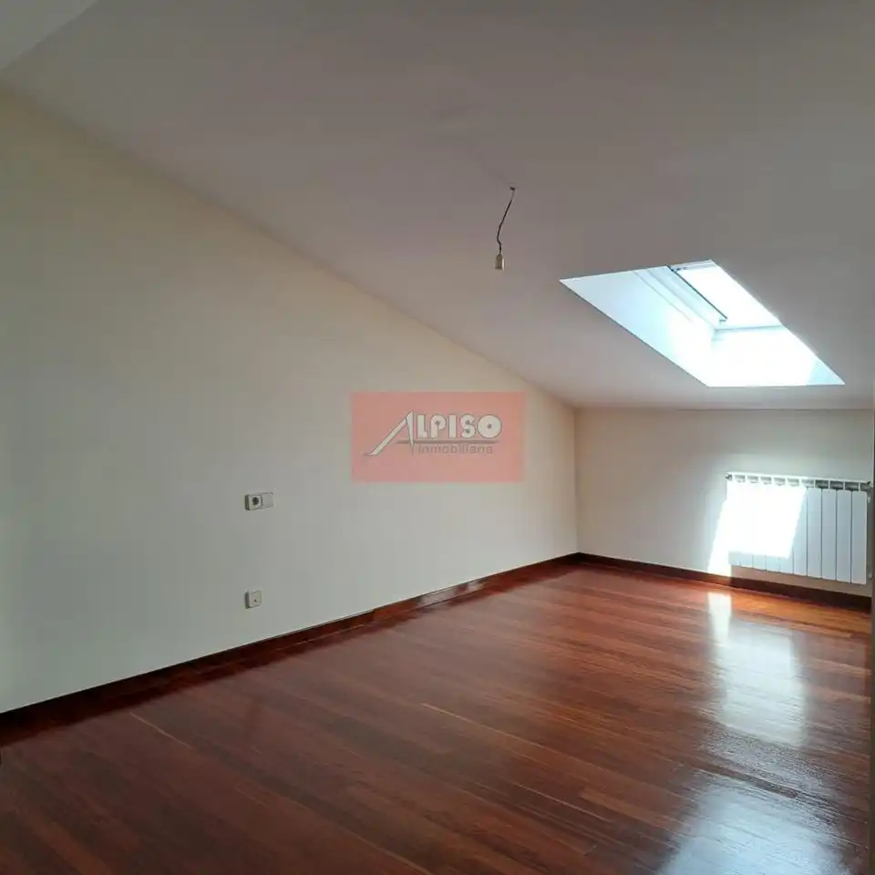 Dúplex en venta en Ourense Capital  con Calefacción y Parquet