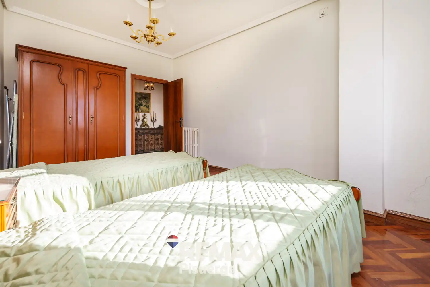 Dormitori de Casa o xalet en venda en Venta de Baños amb Jardí privat, Terrassa i Traster