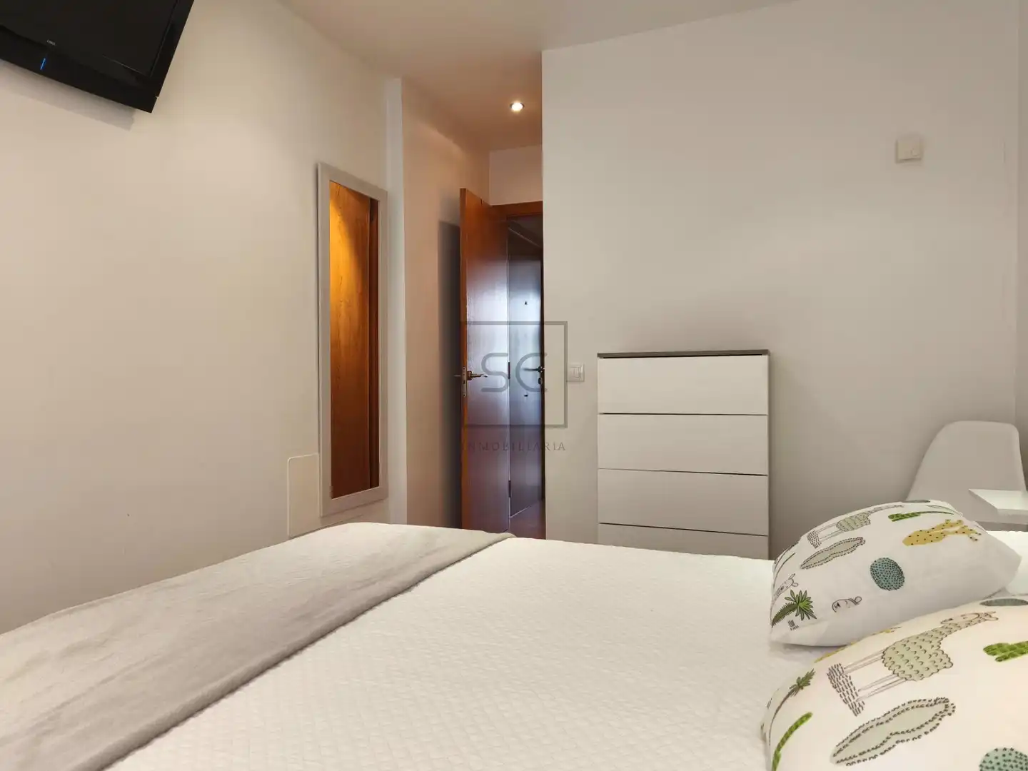 Bedroom of Study for sale in Ares  with Storage room and Furnished