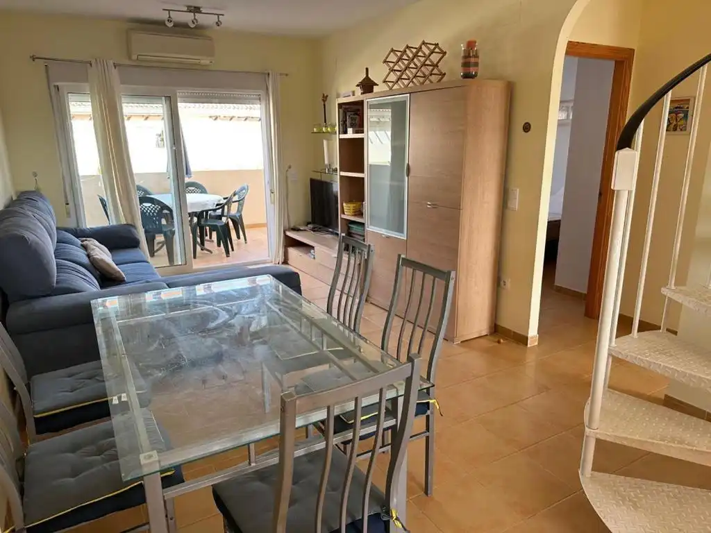 Comedor de Apartamento de alquiler en Vinaròs con Calefacción, Terraza y Amueblado