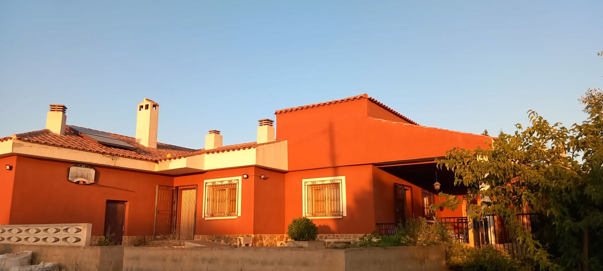 Exterior view of House or chalet for sale in  Albacete Capital  with Air Conditioner, Heating and Private garden