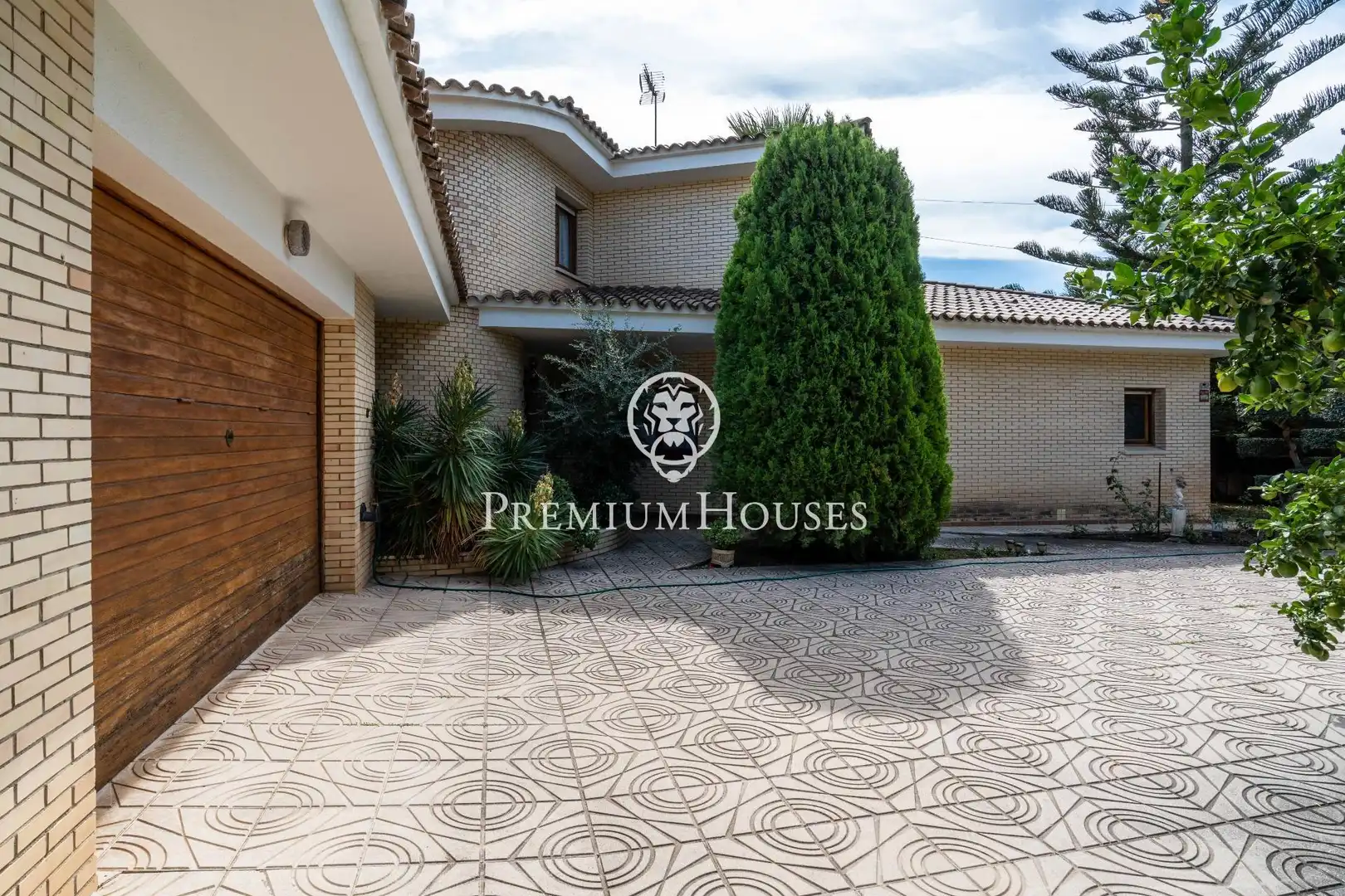 Exterior view of Houses for sale in Cambrils  with Heating, Private garden and Terrace