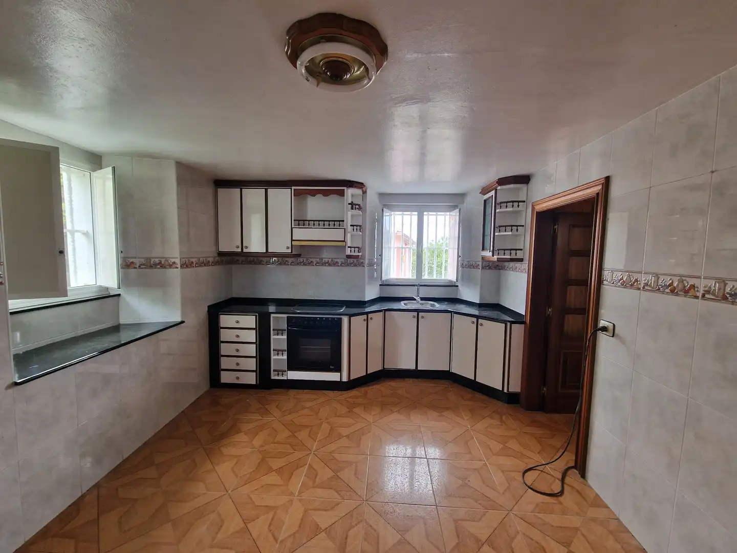 Cocina de Casa o chalet en venta en Valdoviño con Jardín privado y Terraza