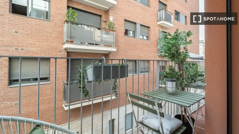 Terraza de Piso para compartir en Barcelona con Aire acondicionado, Calefacción y Terraza