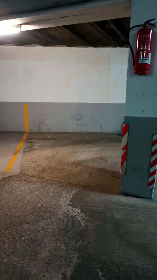 Einzelparkplatz zum Verkauf in Avinguda Alcalde Rovira Roure, imagen 3