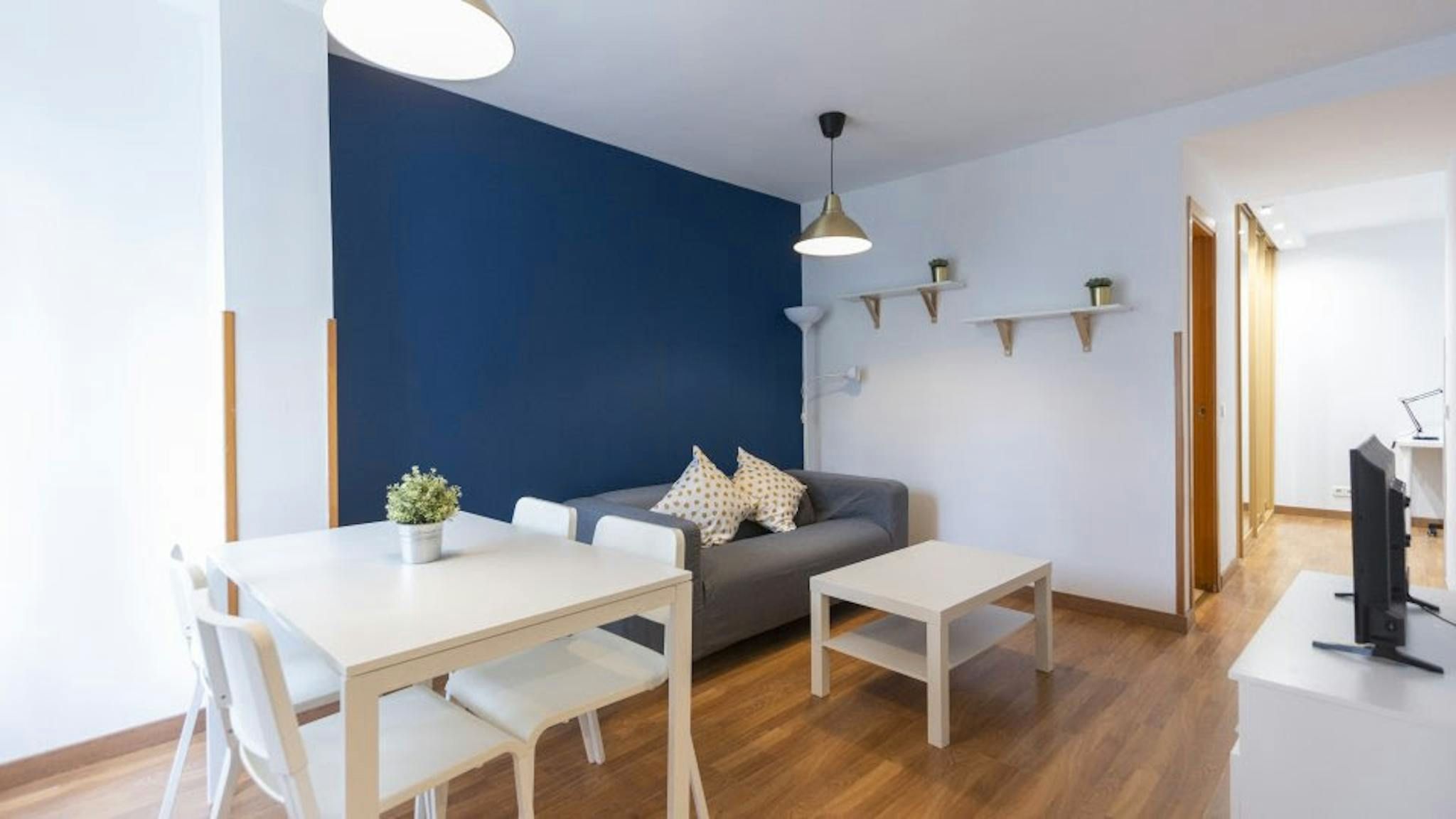 Sala d'estar de Pis de lloguer en  Madrid Capital amb Calefacció, Moblat i Rentadora