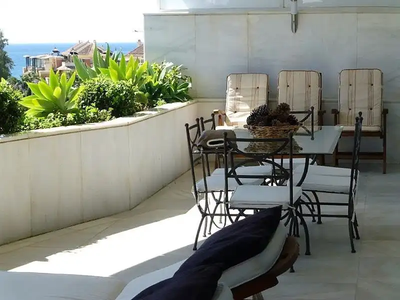 Terraza de Apartamento de alquiler en Marbella con Aire acondicionado, Terraza y Amueblado