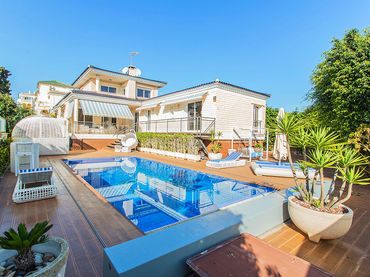 Casa amb balcó en venda a La Mata