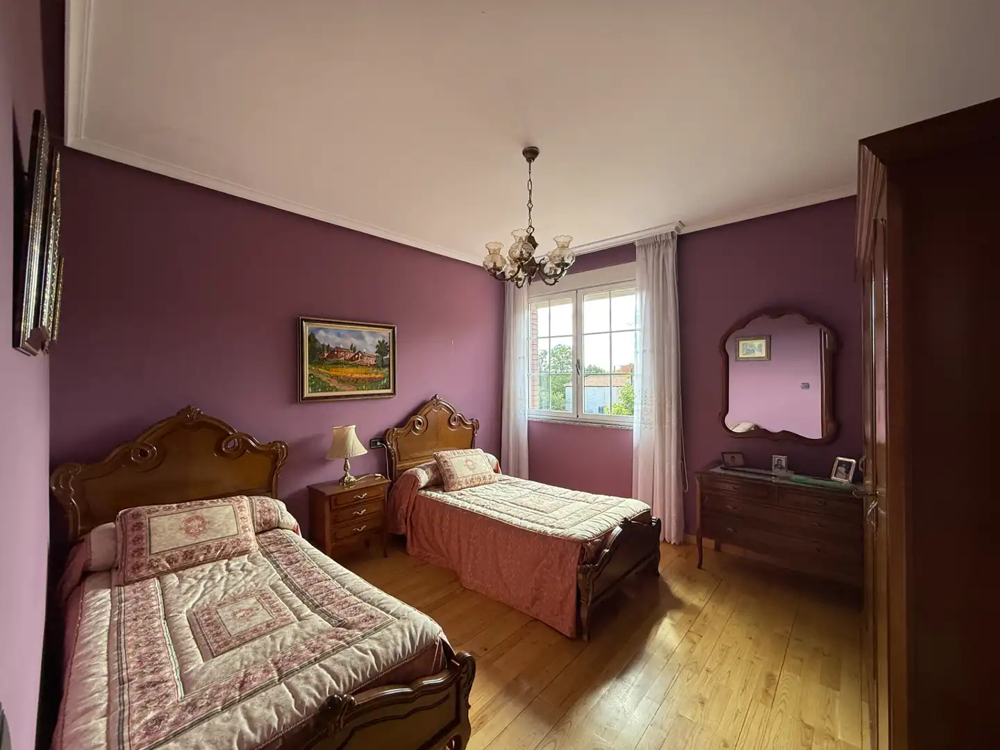 Dormitori de Casa o xalet en venda en Llamas de la Ribera amb Calefacció, Jardí privat i Parquet