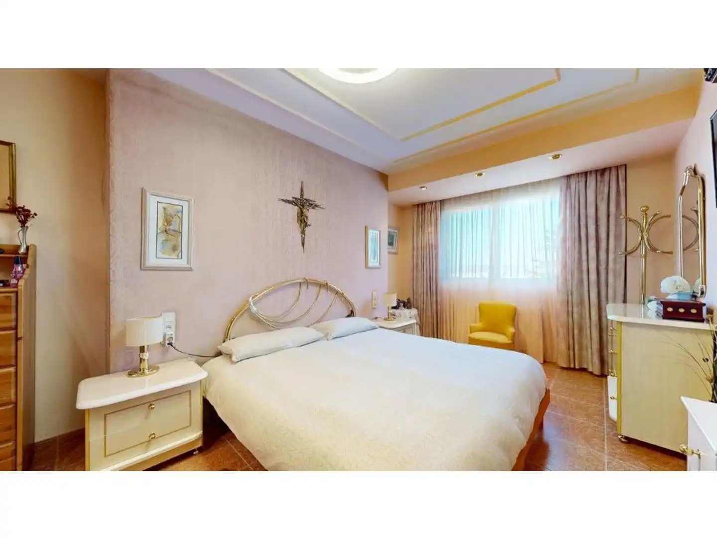 Habitación de Casa o chalet en venta en Torrent con Aire acondicionado, Calefacción y Jardín privado