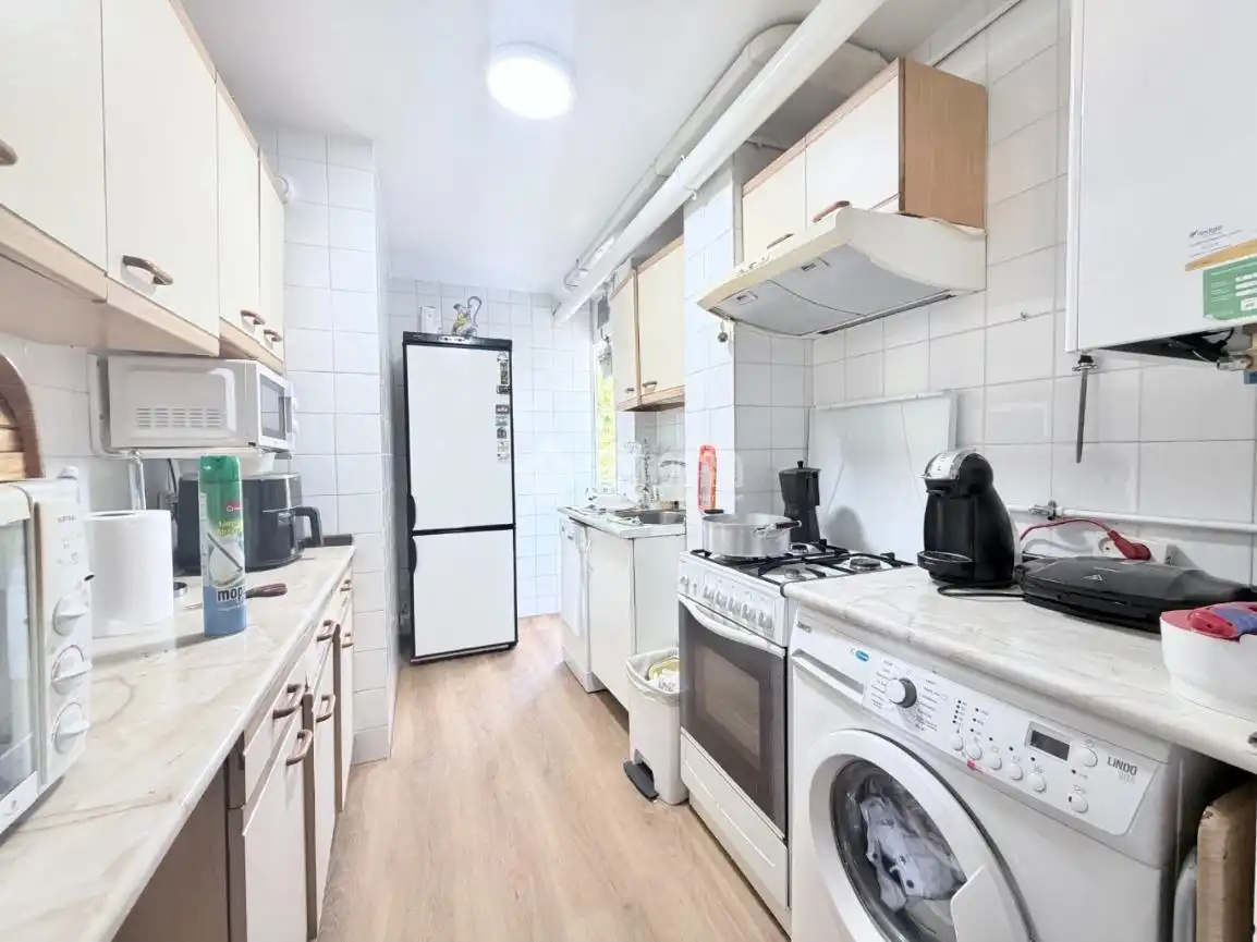 Küche von Wohnung zum Verkauf in Madrid mit Klimaanlage, Heizung und Terrasse