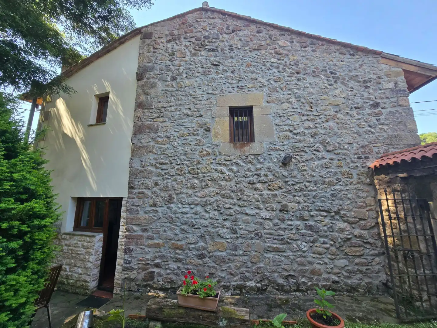 Exterior view of Houses for sale in Valdáliga  with Heating and Private garden
