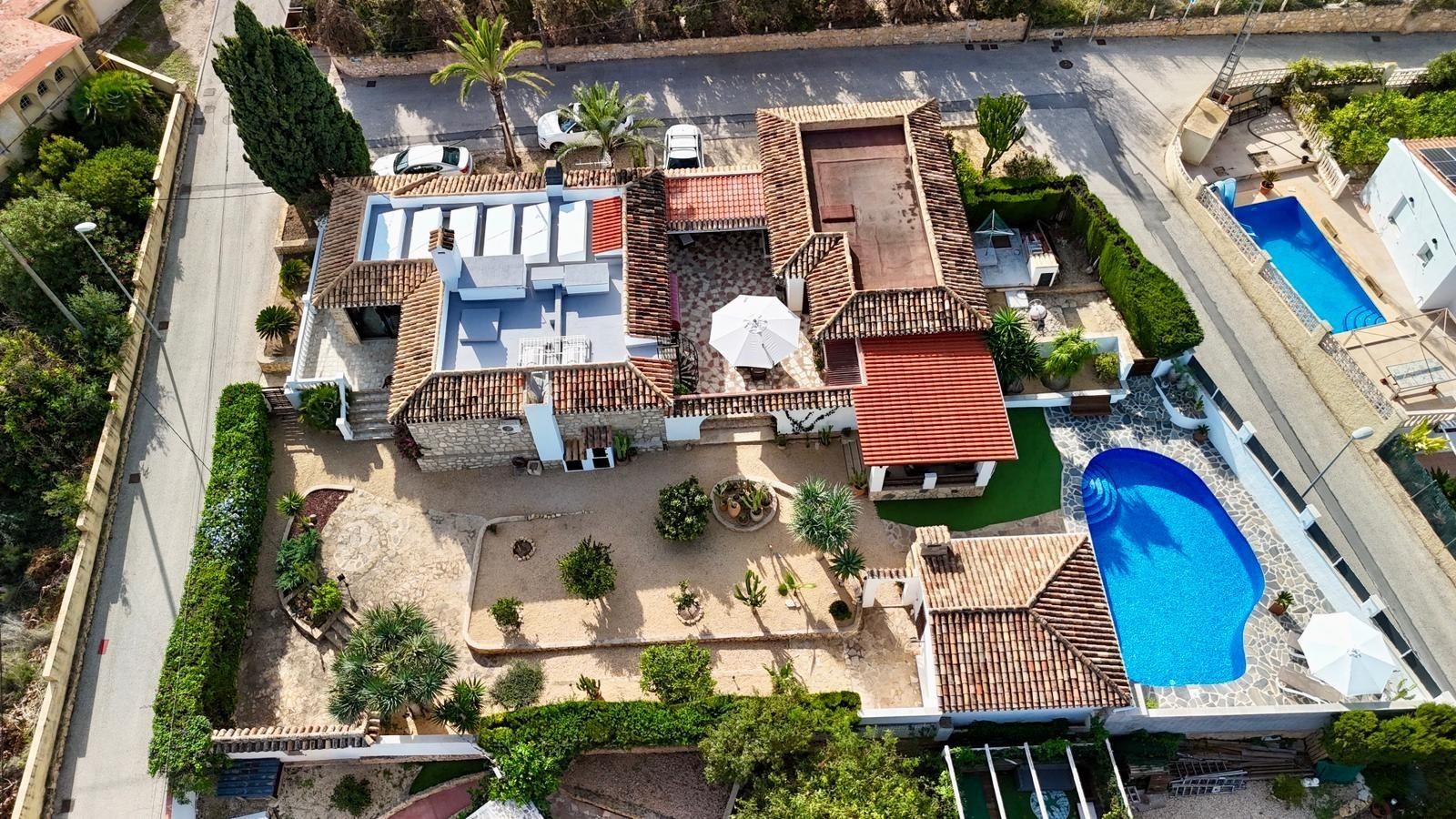Exterior view of House or chalet for sale in La Nucia  with Air Conditioner, Private garden and Swimming Pool