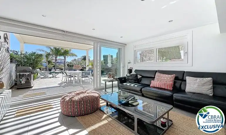 Casa con piscina en venta en Carrer Llobregat, imagen 19