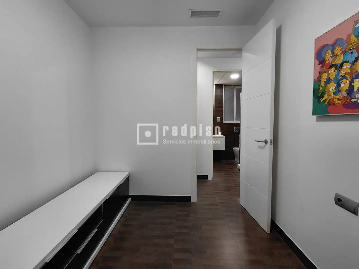 Habitación de Piso de alquiler en Valencia con Aire acondicionado y Amueblado