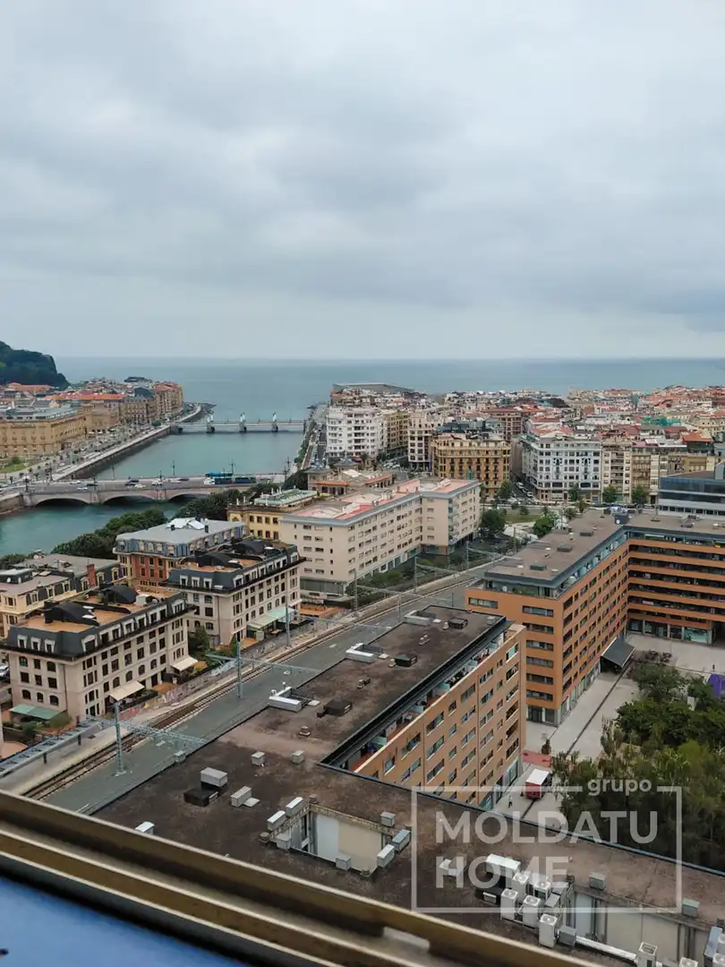 Exterior view of Flat for sale in Donostia - San Sebastián   with Heating and Storage room