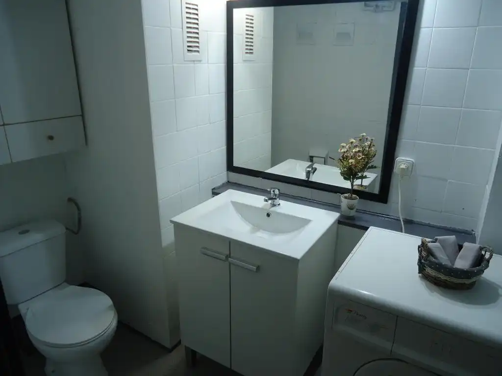 Bathroom of Study for rent in Vila-seca  with Air Conditioner, Heating and Private garden