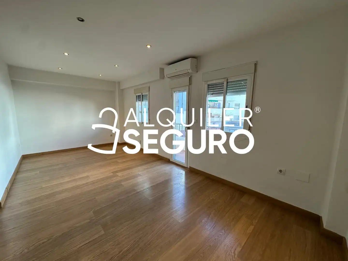 Flat with lift to rent in Mossen Fenollar, imagen 10