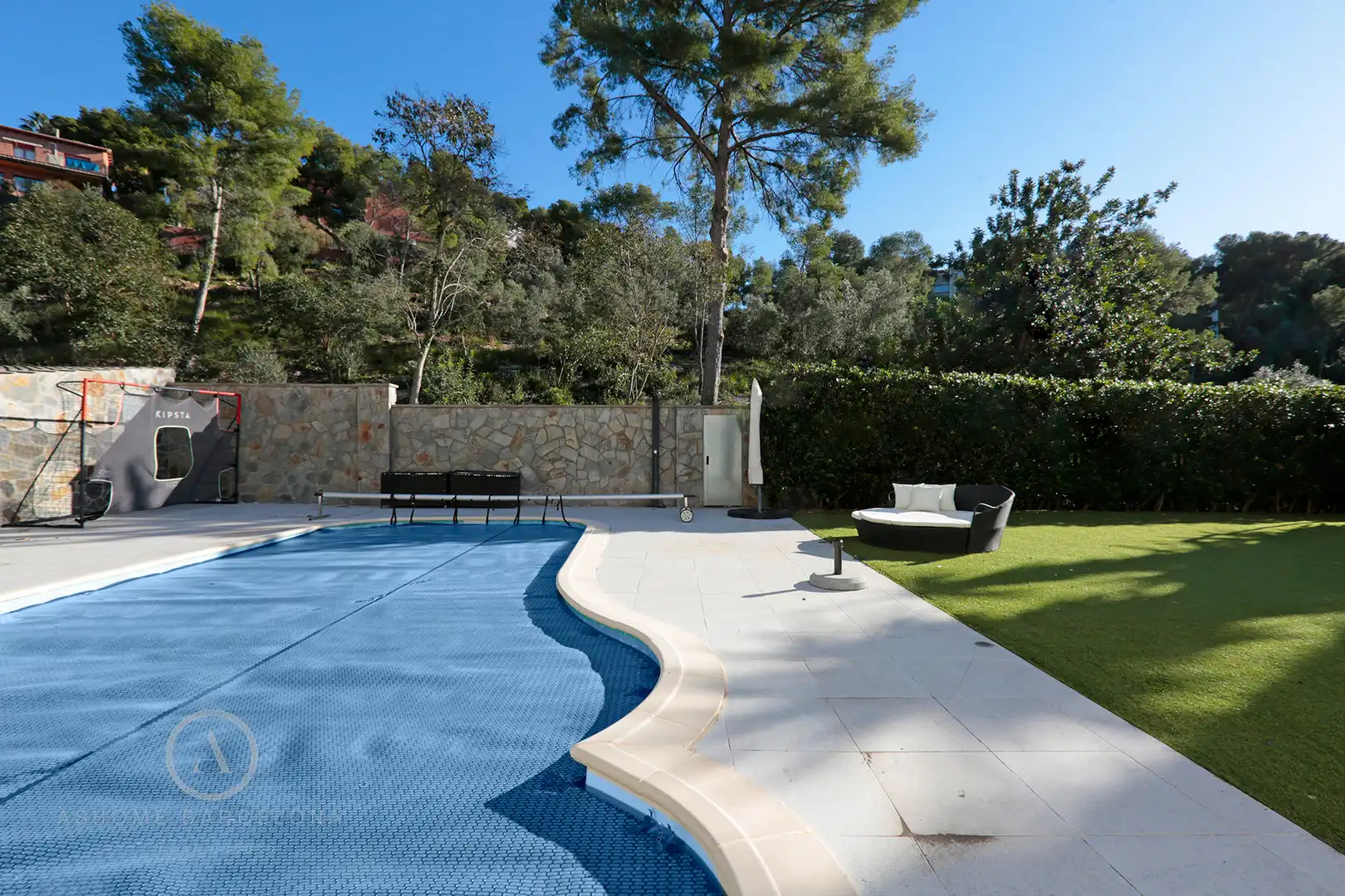 Piscina de Casa o chalet en venta en Castelldefels con Aire acondicionado, Jardín privado y Terraza