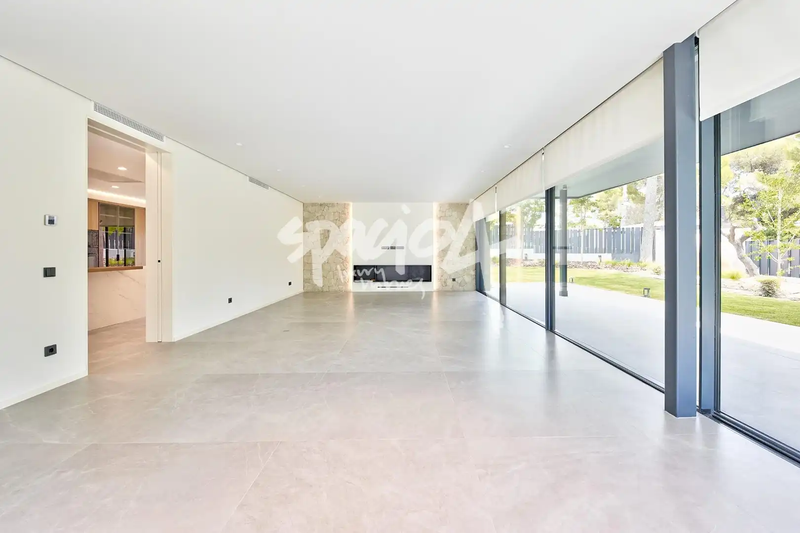 Living room of Houses for sale in Boadilla del Monte  with Air Conditioner, Heating and Private garden