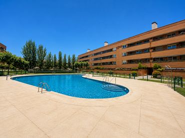 Pis amb piscina en venda a Prado de Somosaguas - La Finca