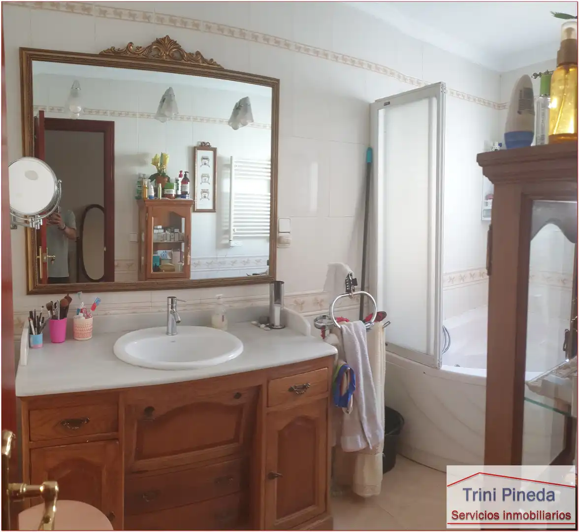 Baño de Piso en venta en Sevilla con Aire acondicionado, Calefacción y Horno